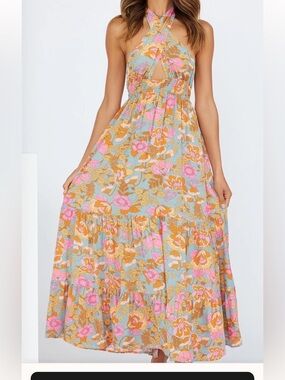 Flowy Floral Maxi Dress. Size L.